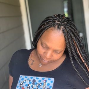 Bohemian triangle braids